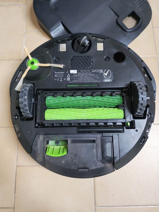 Roomba i7+ com Base Auto-Esvaziamento