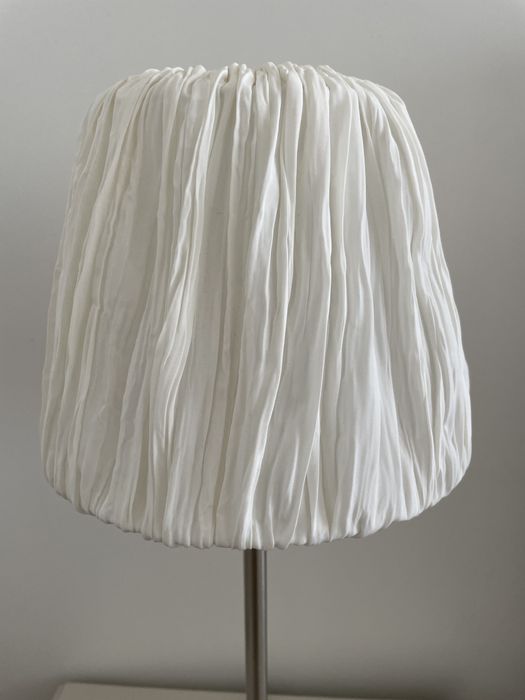 Candeeiro ikea tenho 2 candeeiros iguais