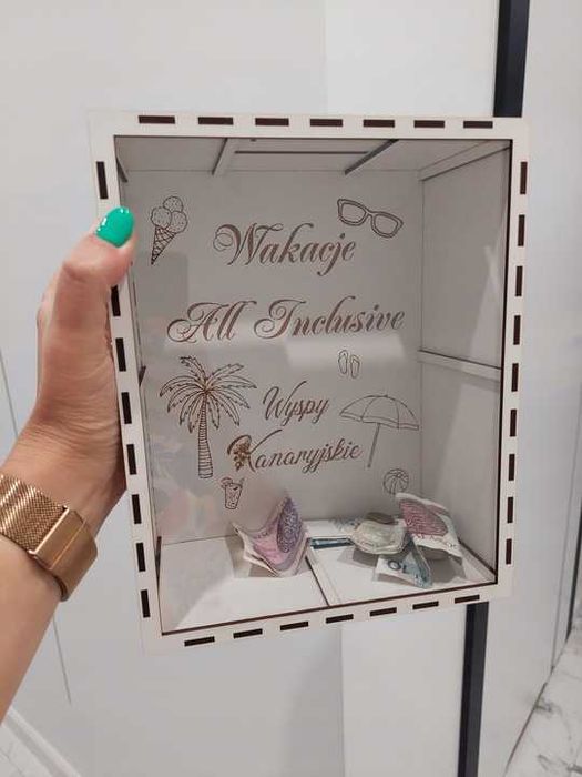 Drewniana skarbonka na WAKACJE z licznikiem