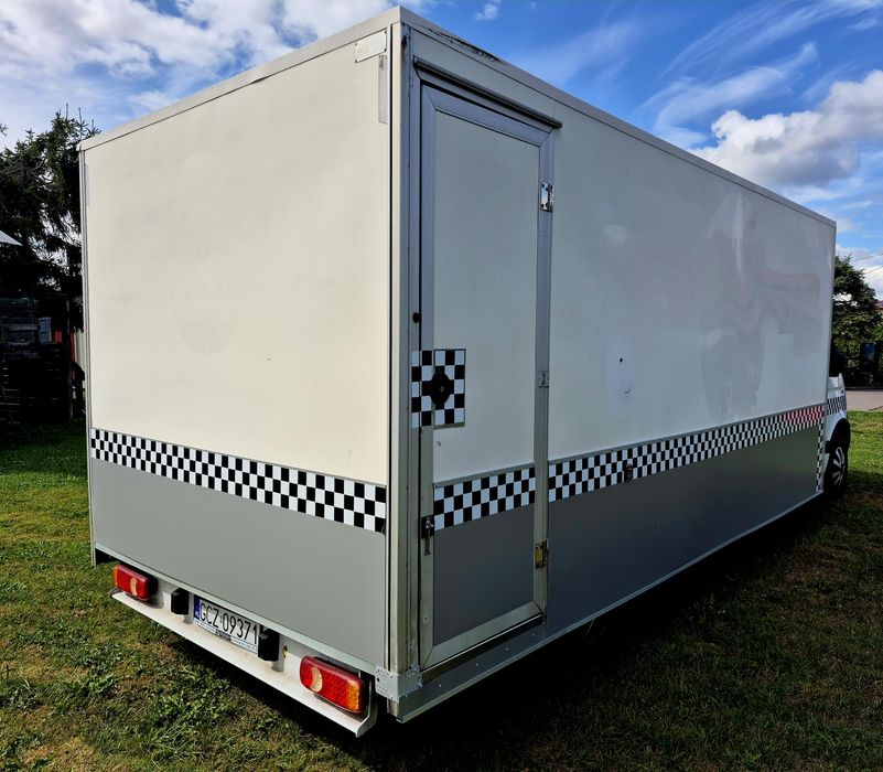 Food Truck Samochód Gastronomiczny Lada Chłodnicza Auto Sklep KAT ,B'