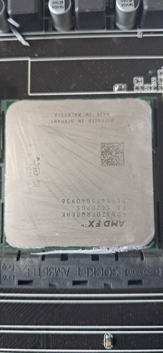 Процесор AMD FX .