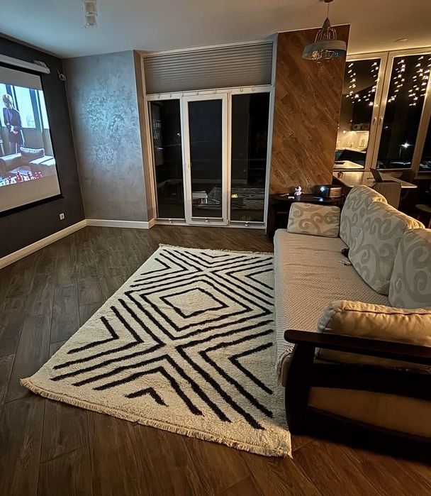 Килим від виробника “karat carpet”