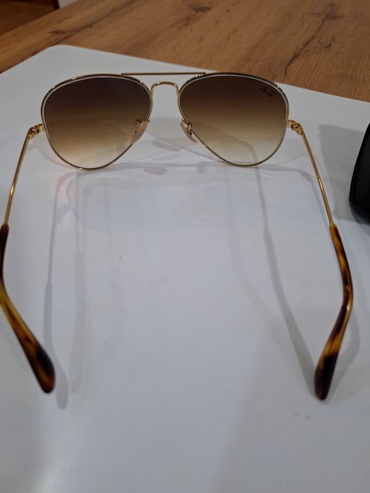 Oculos de sol novos