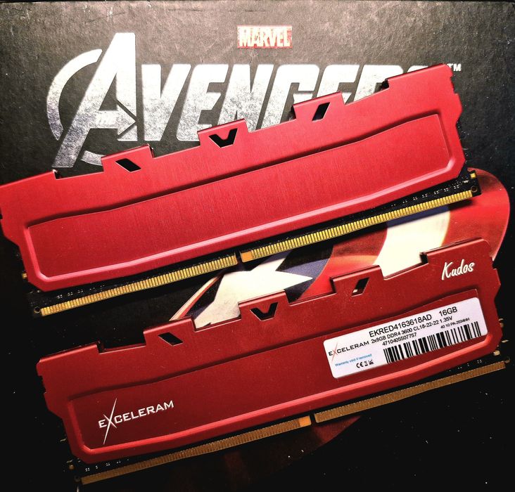 Оперативна пам’ять DDR4 32Gb, 16GB (2x16Gb, 2x8Gb)