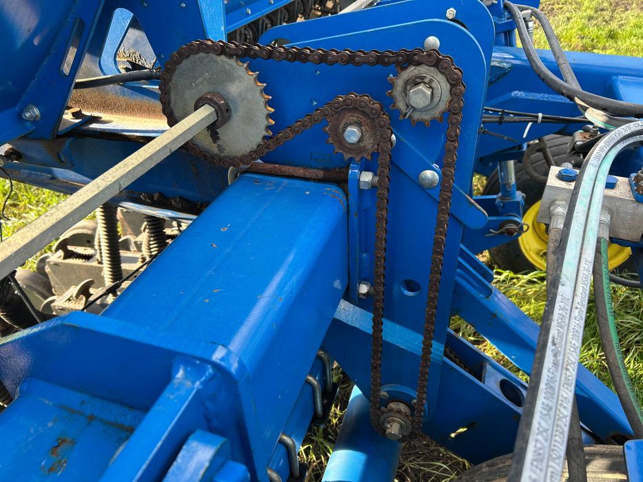 Сівалка прицепна зернова механічна Landoll 5211 6м