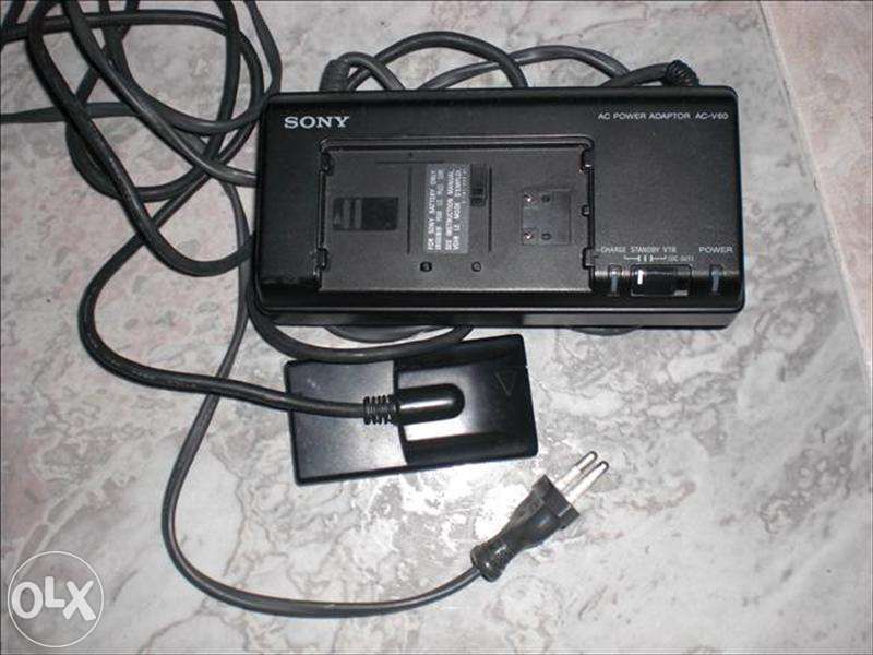 SONY - acessorios de camara de filmar - Carregador bateria + CABOS