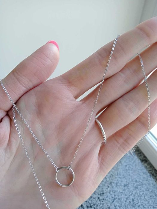 Срібне кольє без вставок