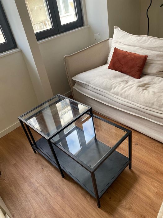 Mesa de centro de vidro