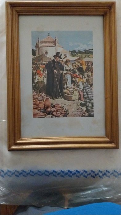 Quadro pintado com moldura em madeira