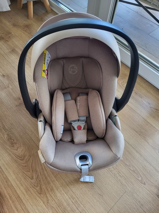 Cybex Cloud T i-size Plus