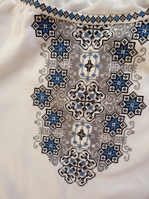 Вишиванка на дівчинку  9-12 років