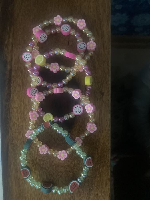 5 bransoletek kidcore