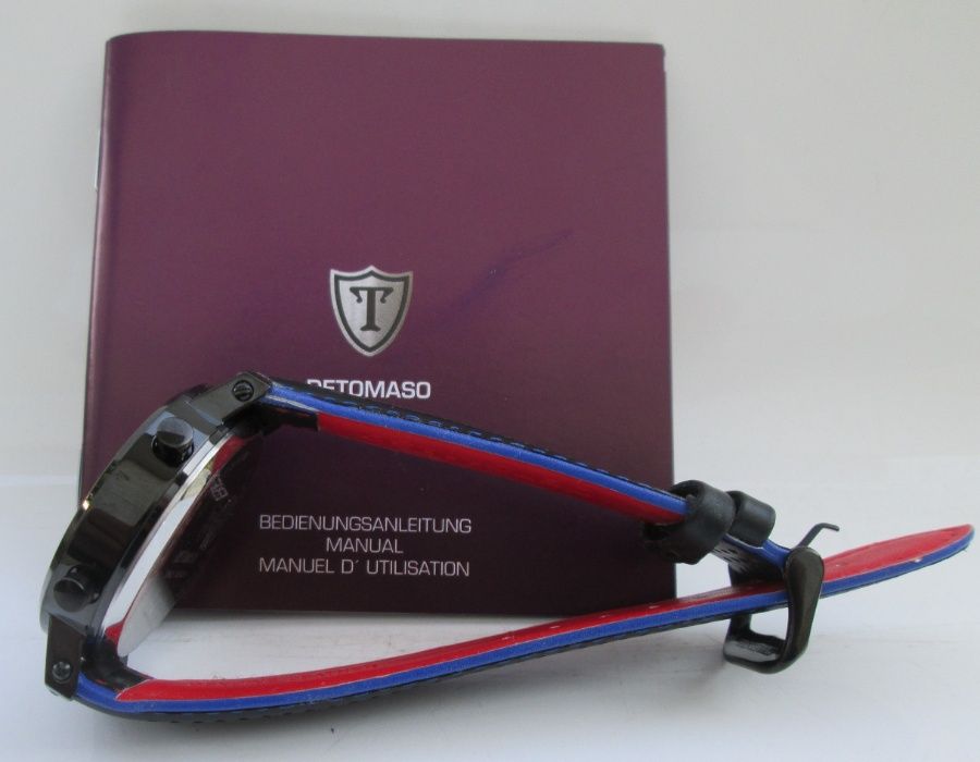 Relógio Detomaso spacy timeline Led novo