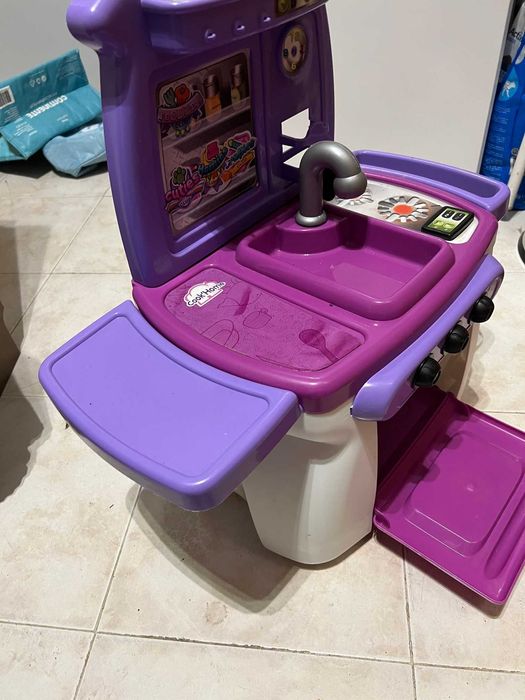 Cozinha de brincar para criança