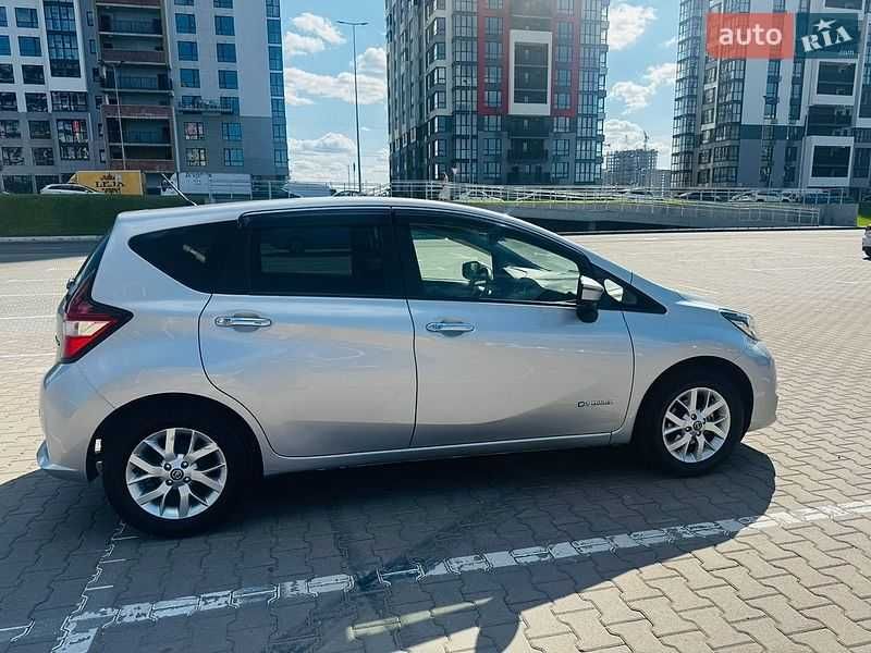 Nissan Note e-Power 2019, 39 тис. км, камери 360°