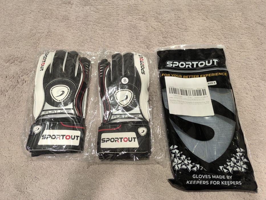 Rękawice bramkarskie r.8 nowe + 2 pary używanych  gratis