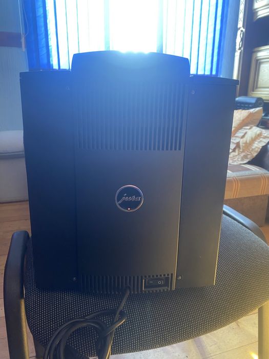 Кавоварка jura impessa c5