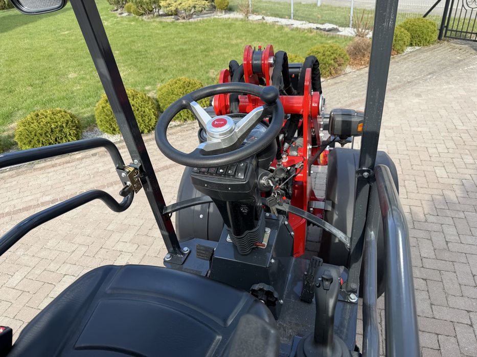NOWA Mini ładowarka Villatrac W1160 Perkins/Rexroth/wąska