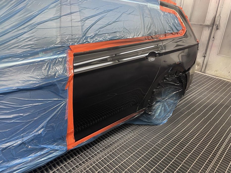 Lakierowanie Malowanie Samochodów aut lakiernik samochodowy mechanik