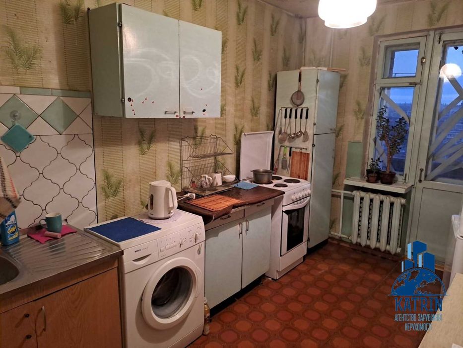 Продам видову 3 кім. квартиру на ж/м Червоний Камінь Покровський