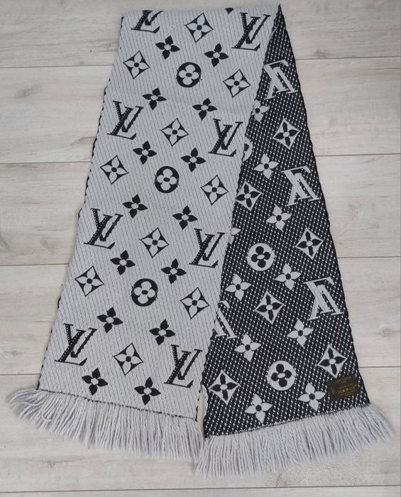 Ciepły szal z monogramem Louis Vuitton