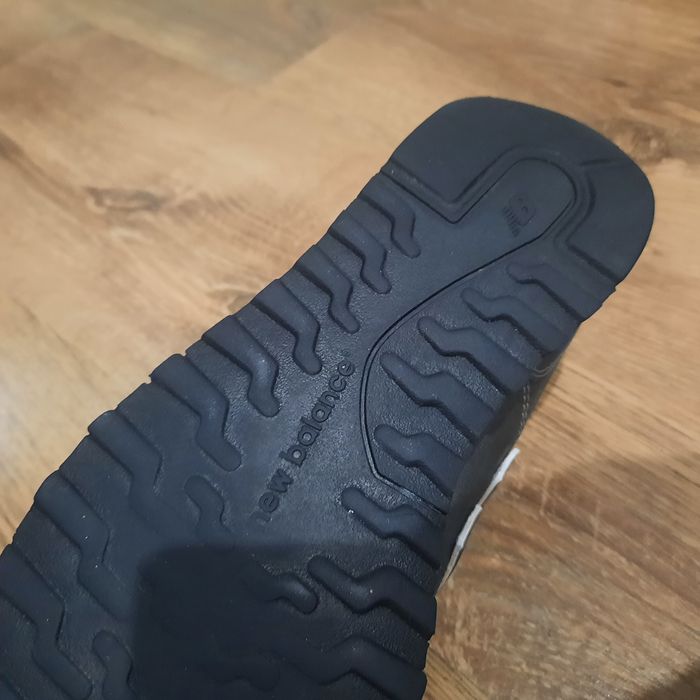 Adidasy New Balance 24,5 cm