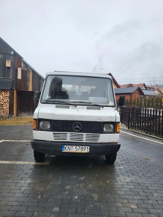 Mercedes-Benz 208 2.3D