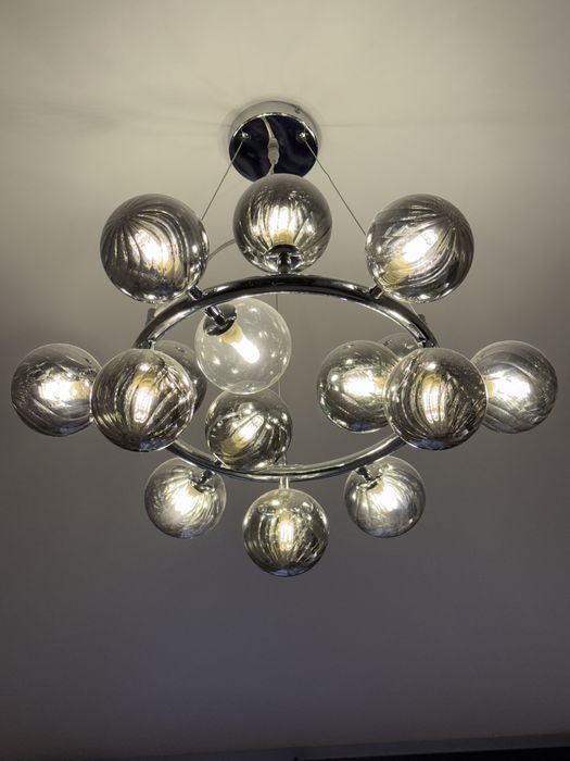 Продаж будинку з дизайнерським ремонтом та меблями у с.Боратин