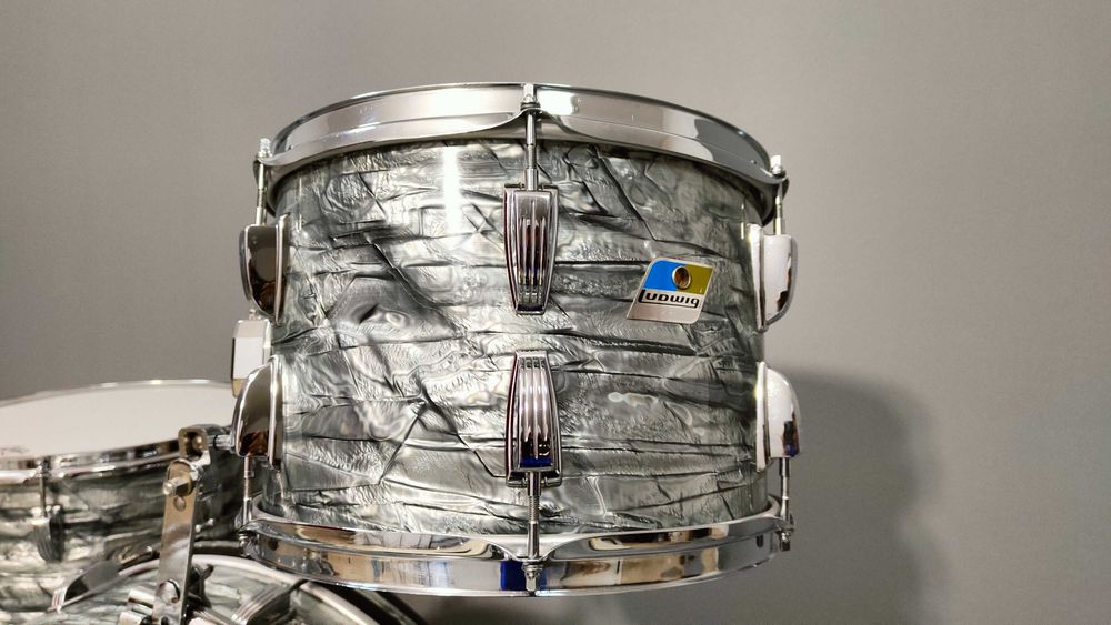 Ludwig Super Classic Maple USA vintage 70s–22/13/16 Sky Blue Pearl –Blue/Olive Badge