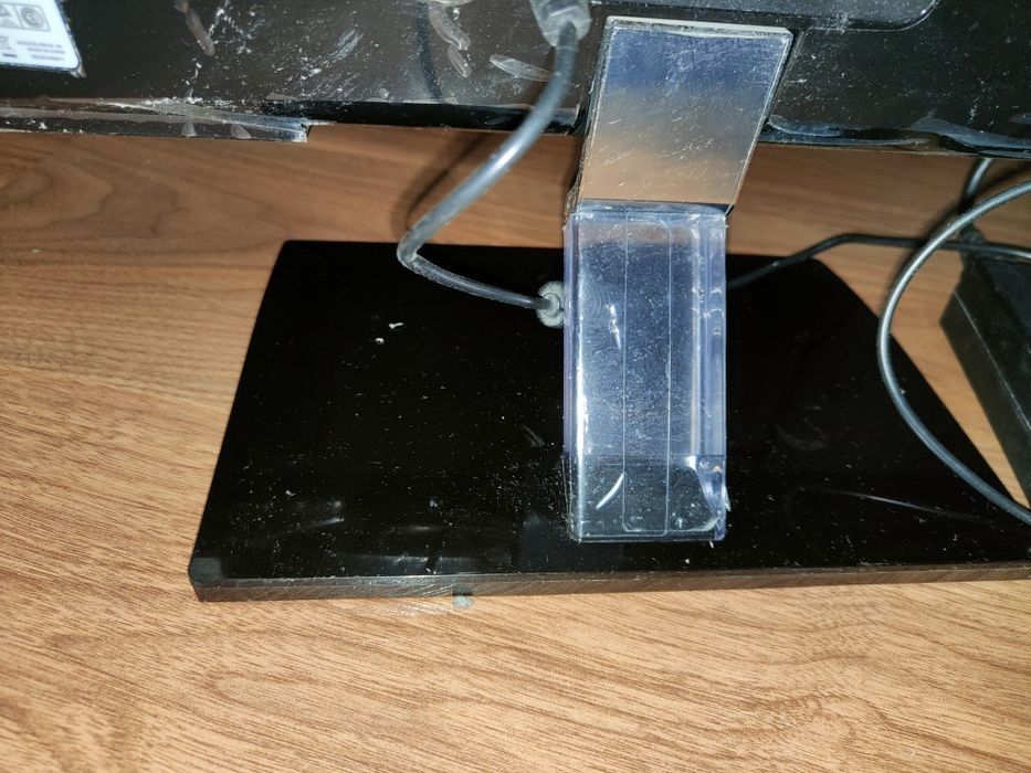 Monitor LG FLATRON E2260T 21,5'' + zasilacz