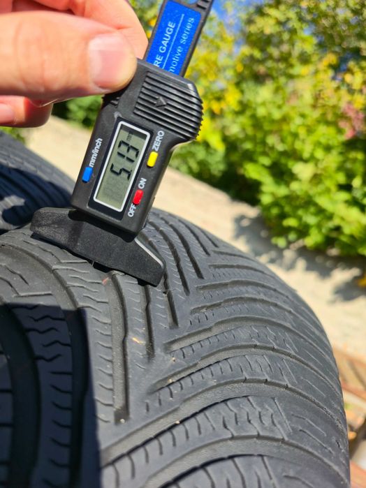 205/55/R16 Michelin Alpin 5
