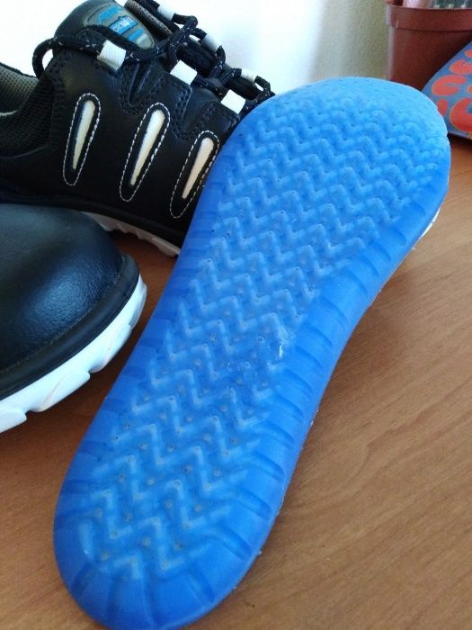 Немецкие кожаные БОТИНКИ КРОССОВКИ качество ОбменНа смартфон велосипед