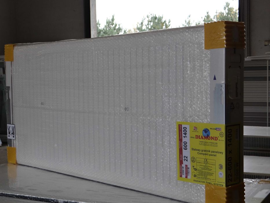 Grzejnik C22 600x1400 Zasilanie Boczne Diamond stalowy panelowy Szadek