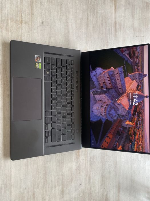 Asus ROG Zephyrus G15 16gb, RTX 3080, ryzen 6800HS