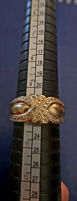 Anel Ouro 19,2k com 40 Diamantes