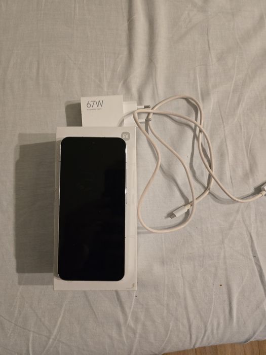 Xiaomi 13 256 gb