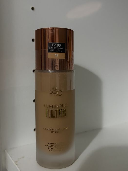 Podkład do twarzy- kosmetyk