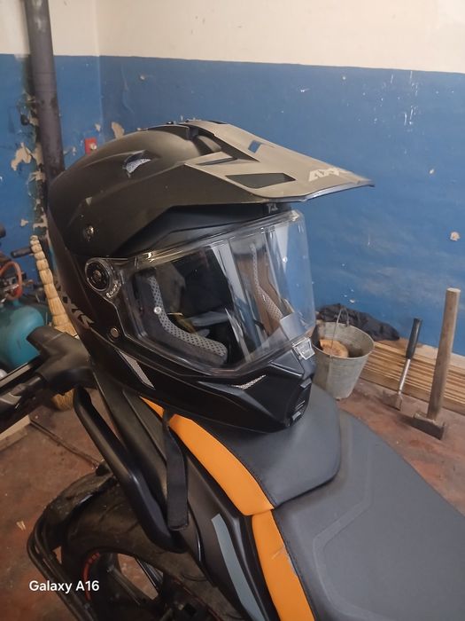 Прадам мото шлём качество класное не те кастрюли што продают.