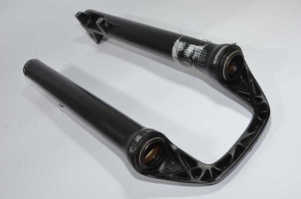 Golenie do amortyzator Rock shox reba 29 32 mm oś 15 x 110 boost