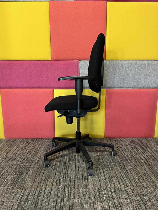 Fotel biurowy obrotowy ergonomiczny Lanab Design LD6135 okazja!