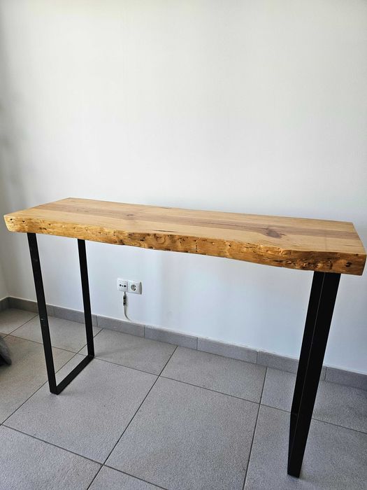 Mesa feita á mão ( statement piece )
