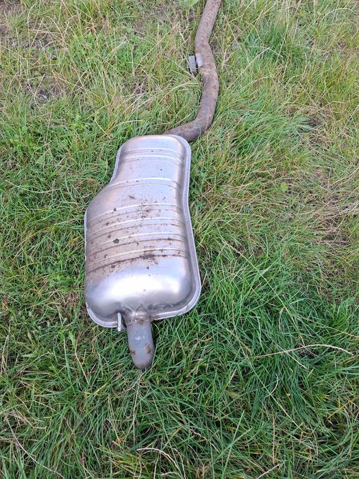 wydech tłumik końcowy bmw e46 sedan kombi bmw 316 bmw 318 bmw 320d