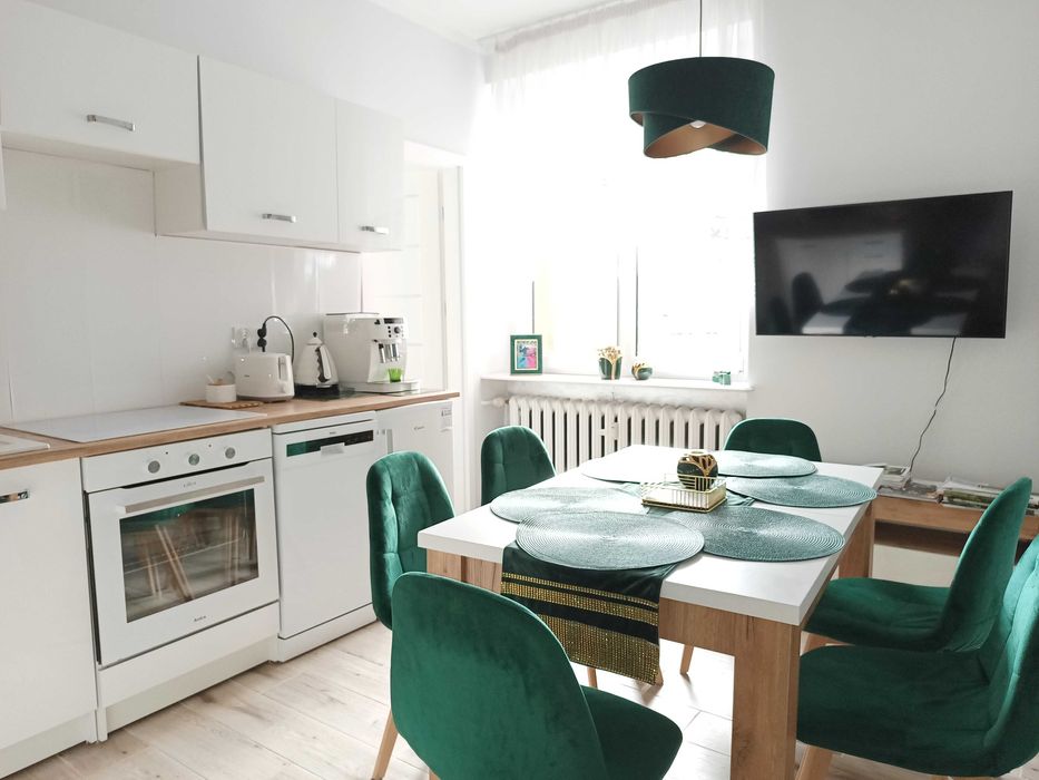 Centrum ul. Opolska  - apartament z balkonem, 2 sypialnie  1-6 osób