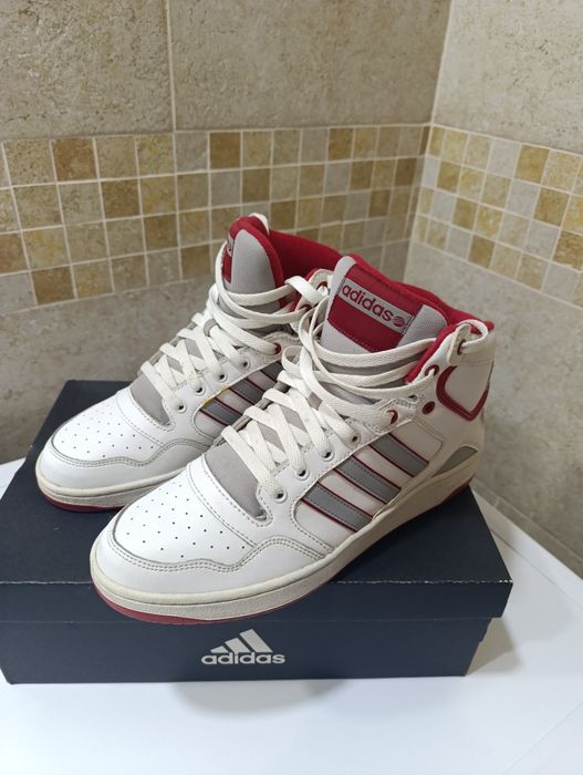 Tênis Adidas Originais 44