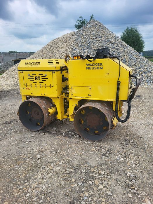 walec kołek , okołkowany, walec drogowy