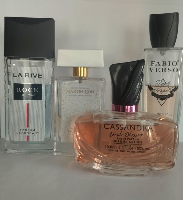 Mauboussin, Zara, Antonio Benderas,  Elizabeth Arden ,Jeanne Arthes
Po
