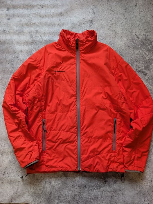 Мікропуховик .  Mammut/мамут