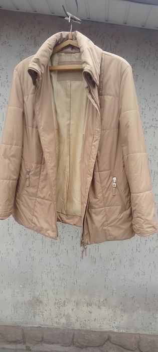 Женская куртка..