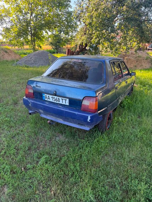 Продам заз славута цілу або по запчастинах