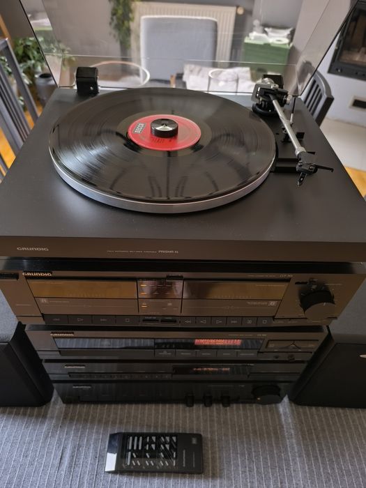 Zestaw audio Grundig z gramofonem